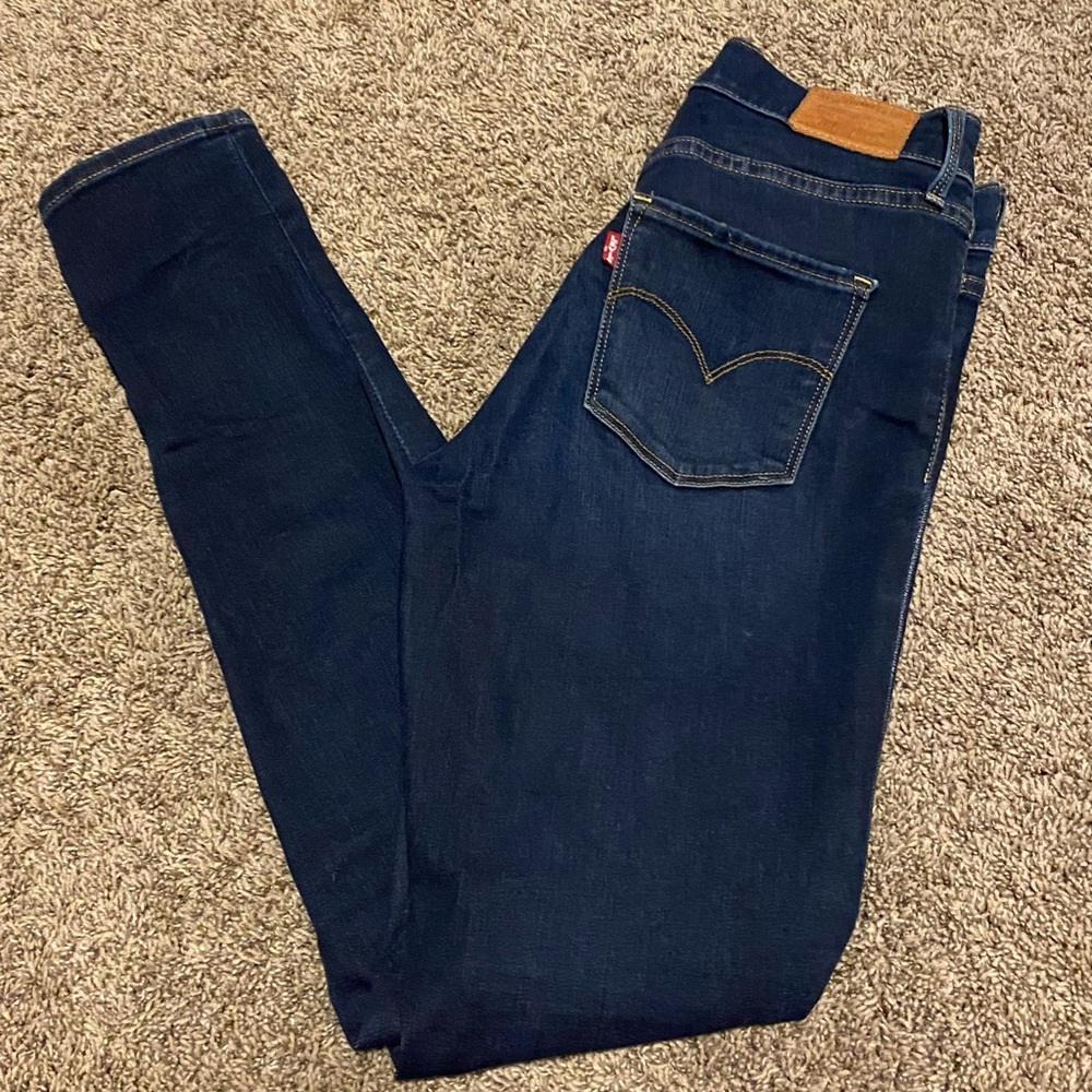 Levi Skinny